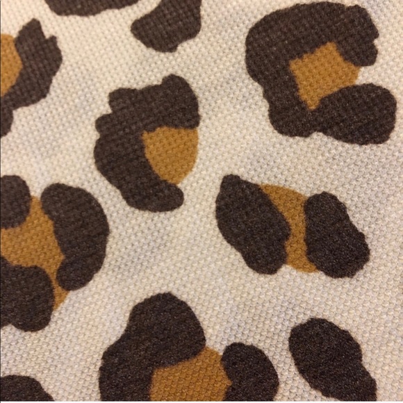 New! Leopard Print Drop Shoulder Adorable Top - Picture 8 of 8